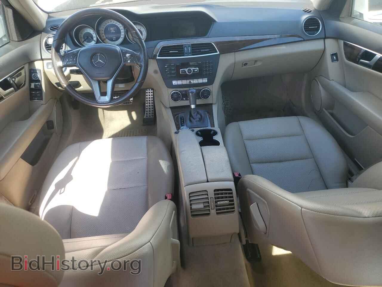 2014 MERCEDES-BENZ C-CLASS - VIN: WDDGF8AB3EA943647 - Фото 8