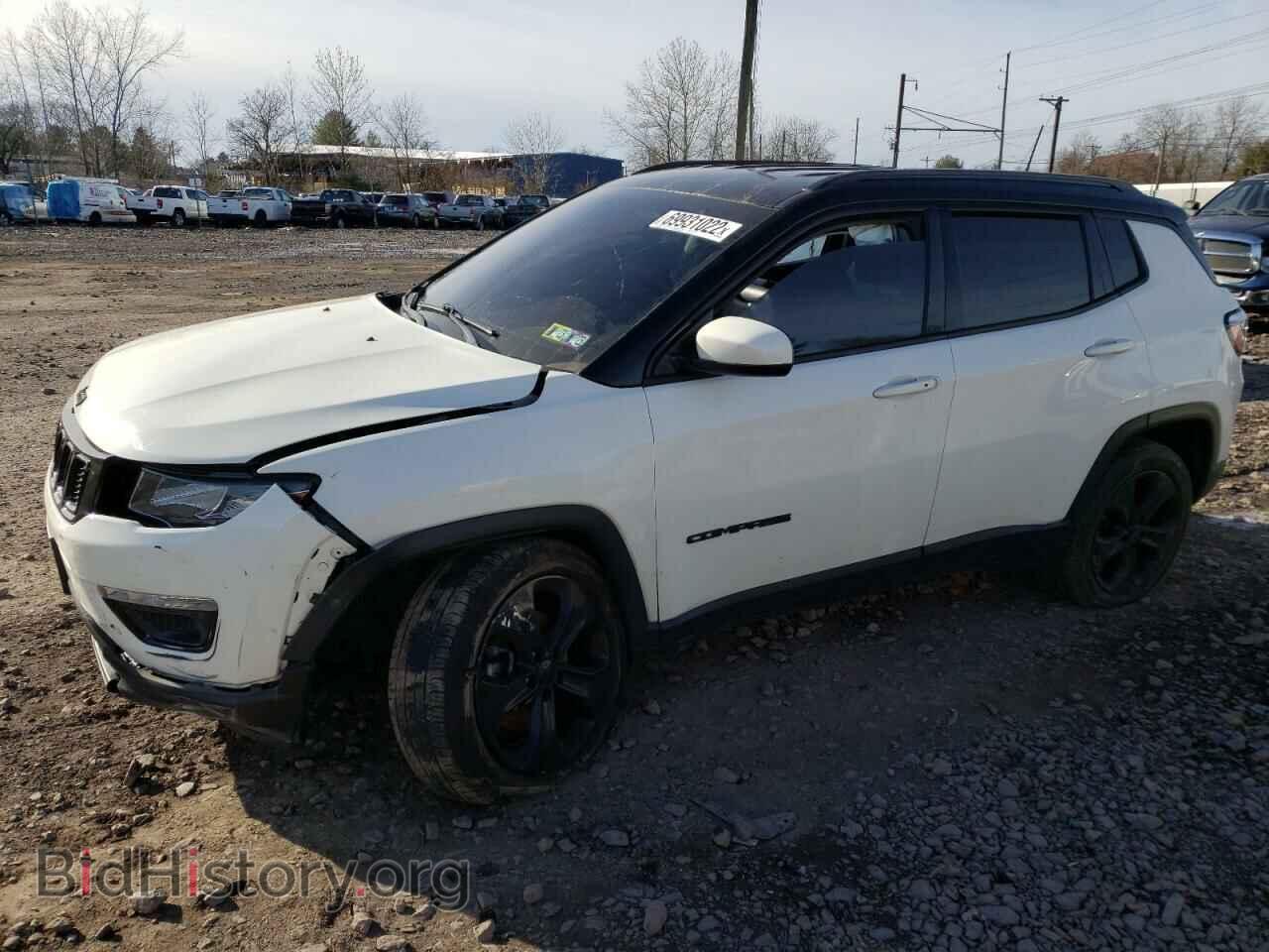 Фотография 3C4NJDBB8JT397325 - JEEP COMPASS 2018