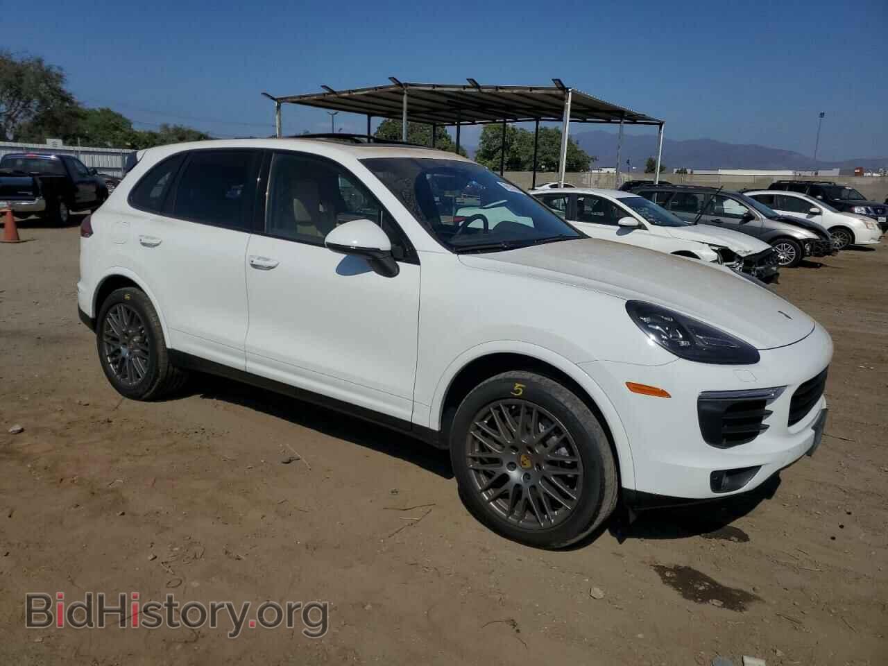2017 PORSCHE CAYENNE - VIN: WP1AA2A28HKA83950 - Фото 4