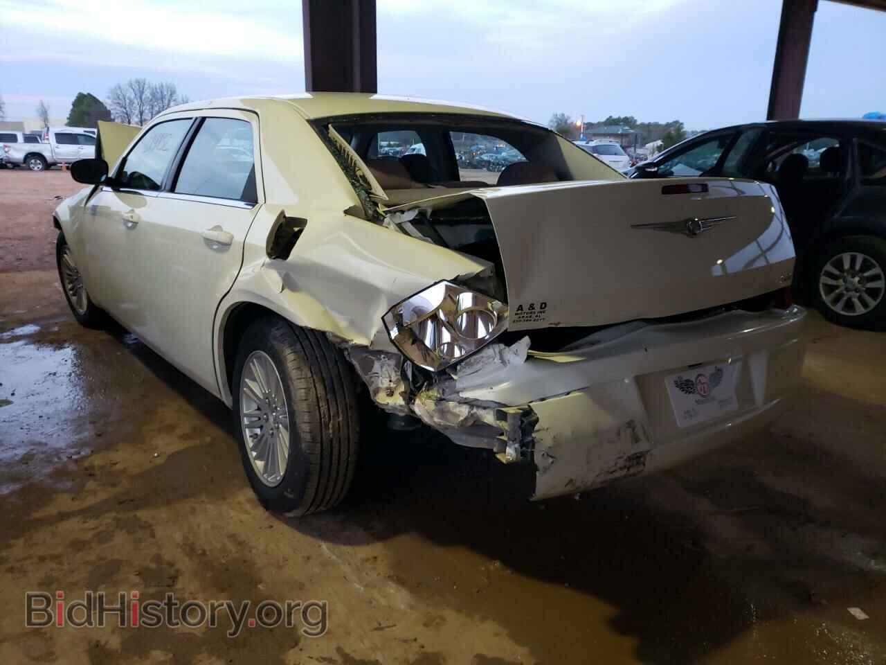 2009 CHRYSLER 300 - VIN: 2C3KA43D49H538323 - Фото 3