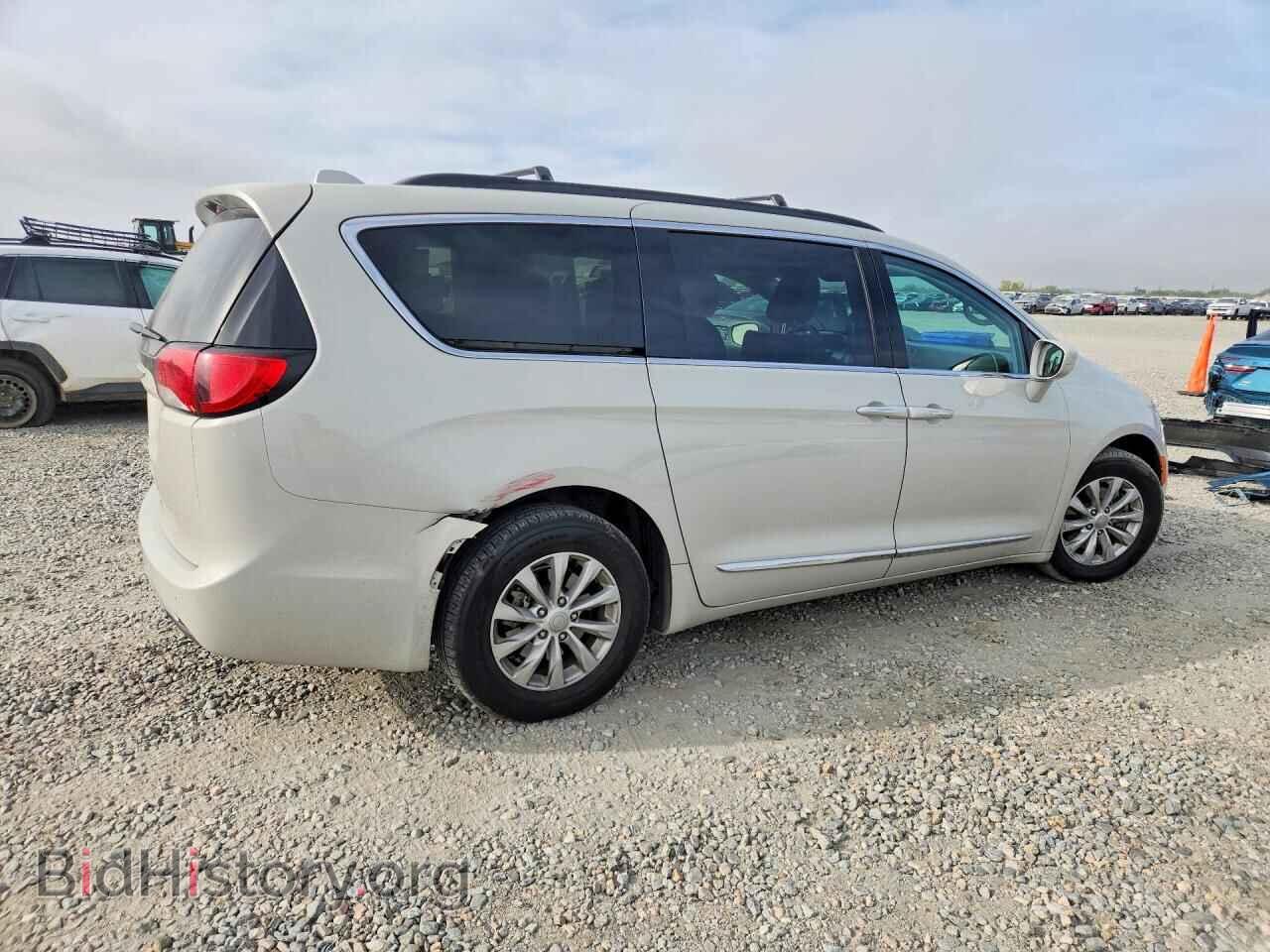 2017 CHRYSLER PACIFICA - VIN: 2C4RC1BG0HR553652 - Photo 3