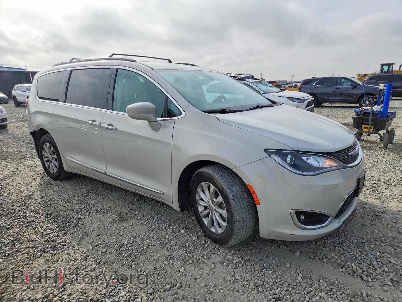 2017 CHRYSLER PACIFICA - VIN: 2C4RC1BG0HR553652 - Photo 4