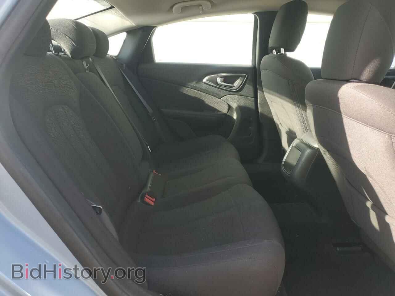 2015 CHRYSLER 200 - VIN: 1C3CCCAB5FN681052 - Photo 10