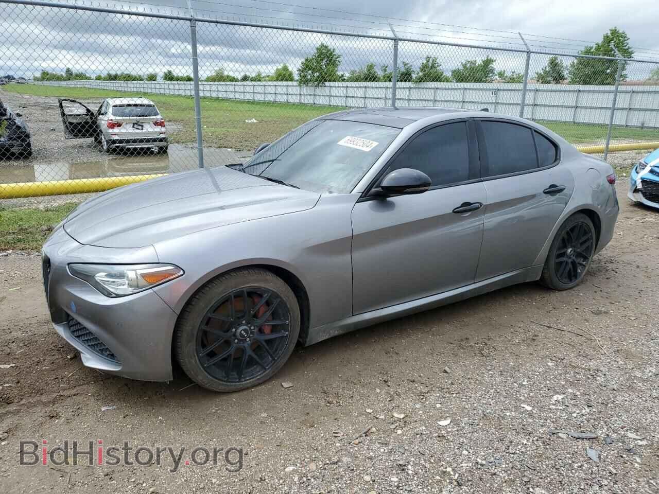 Фотография ZARFAEBN6H7543777 - ALFA ROMEO GIULIA 2017