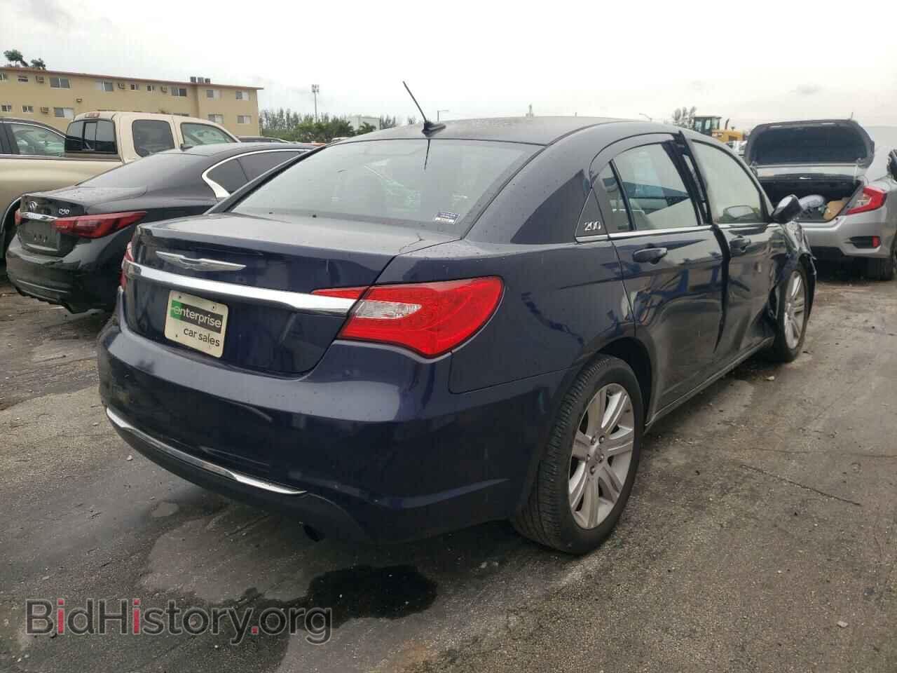 2013 CHRYSLER 200 - VIN: 1C3CCBAB8DN685913 - Фото 4
