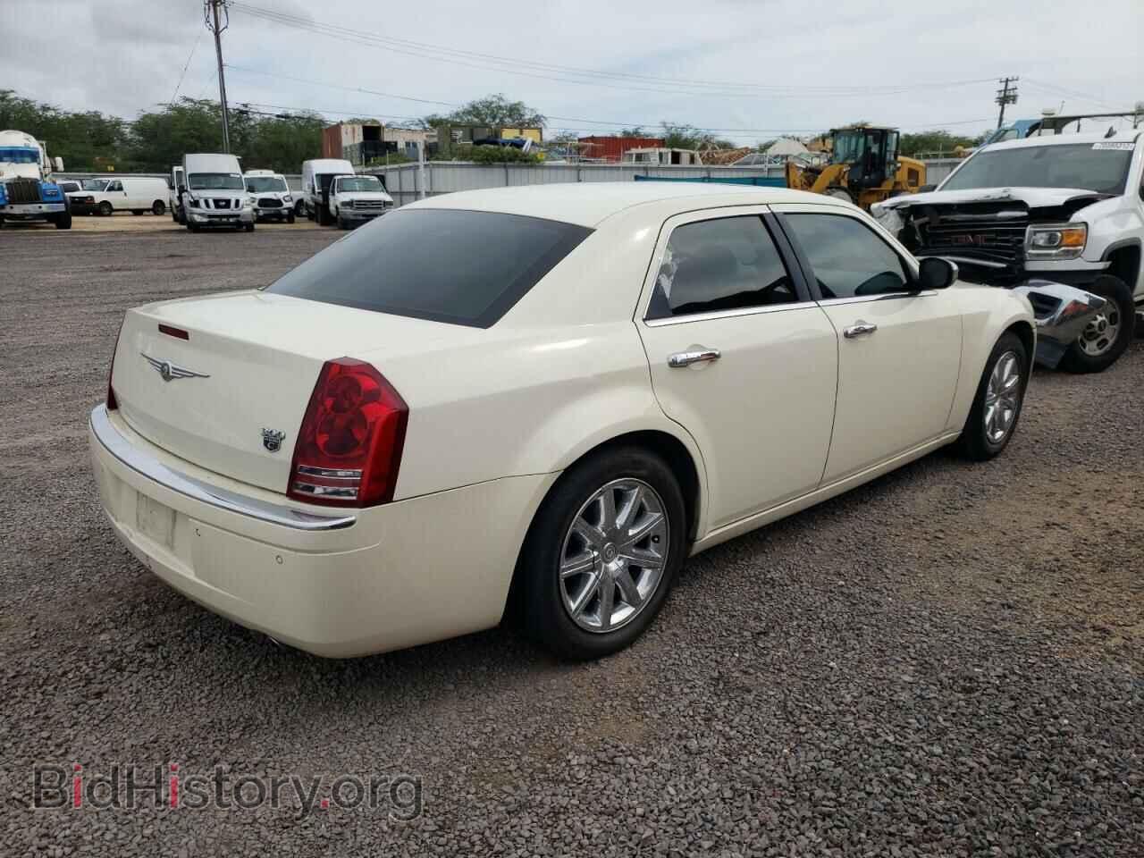 2010 CHRYSLER 300 - VIN: 2C3CA6CT9AH141301 - Фото 3