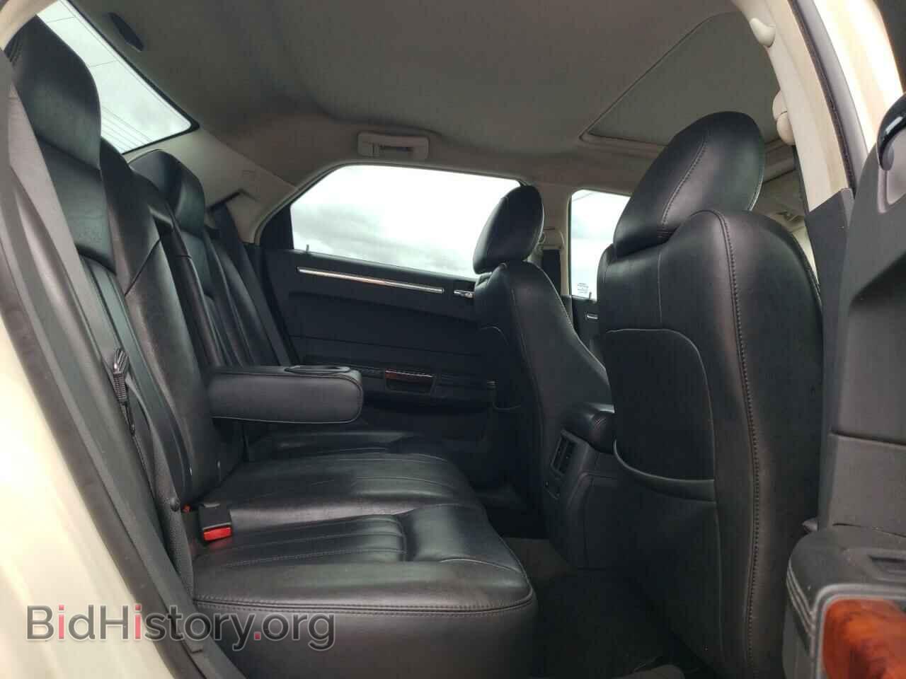 2010 CHRYSLER 300 - VIN: 2C3CA6CT9AH141301 - Фото 10