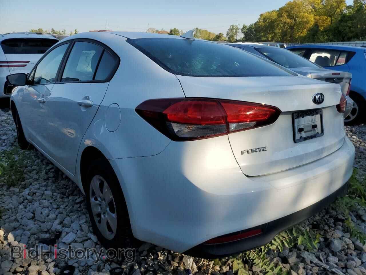 2017 KIA FORTE - VIN: 3KPFK4A74HE063645 - Фото 2