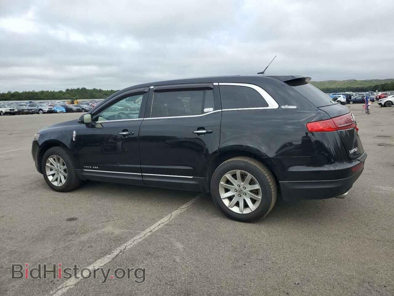 2019 LINCOLN MKT - VIN: 2LMHJ5NK6KBL01252 - Фото 2