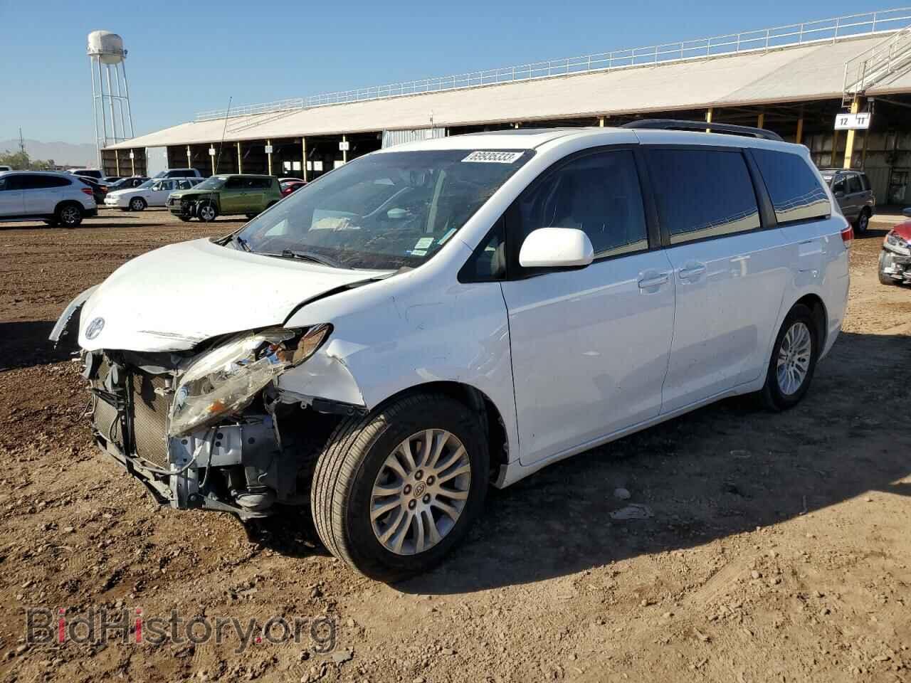 Photo 5TDYK3DC2ES490402 - TOYOTA All Models 2014