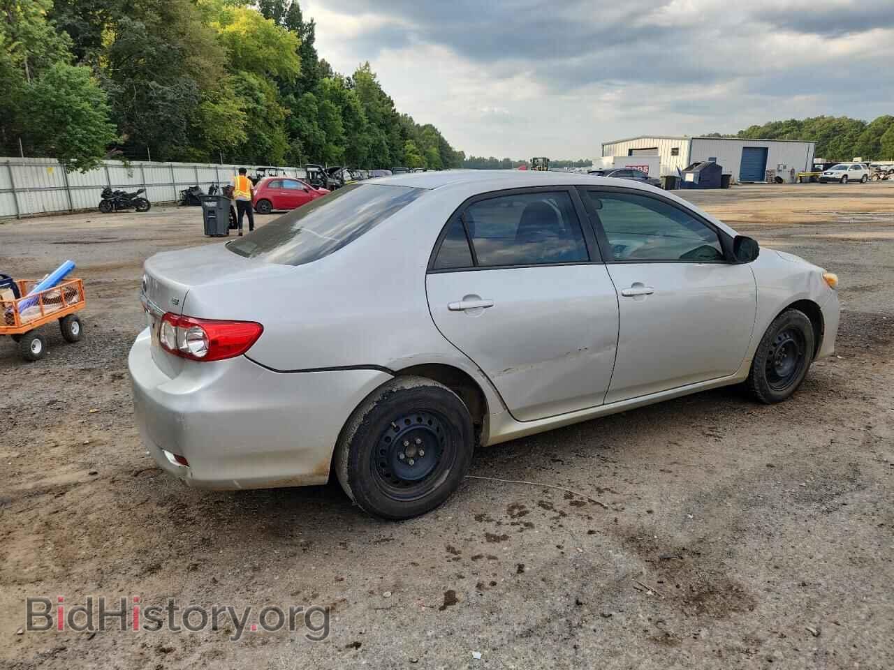 2011 TOYOTA COROLLA - VIN: 2T1BU4EE2BC640647 - Фото 3