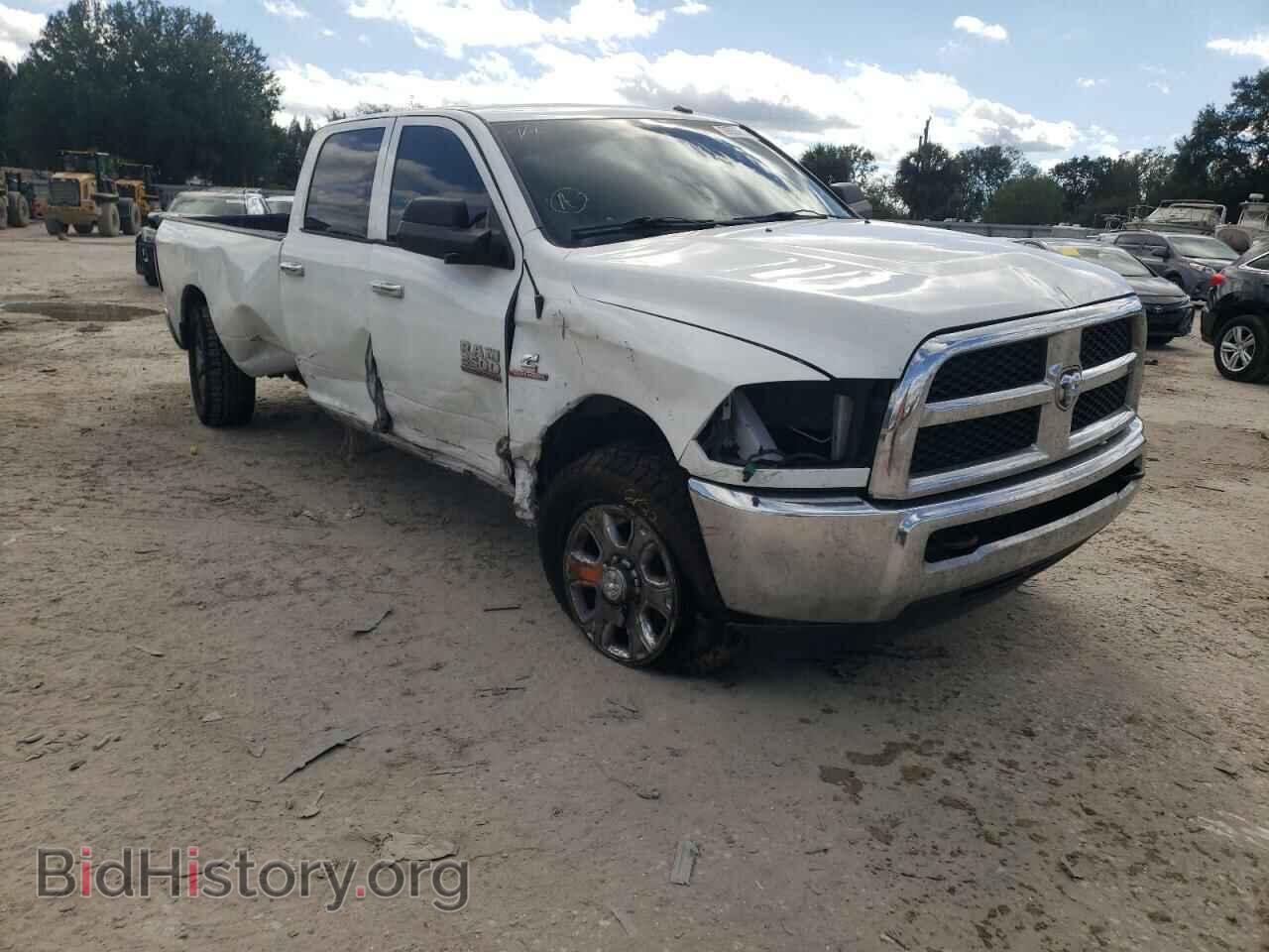 Photo 3C6UR5JL4DG584070 - RAM All Models 2013