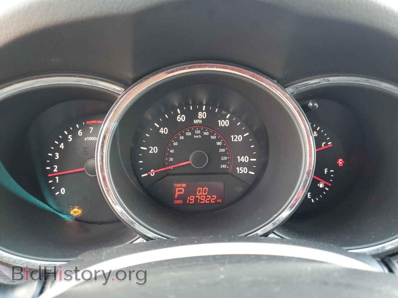 2011 KIA SORENTO - VIN: 5XYKT4A25BG142073 - Фото 9
