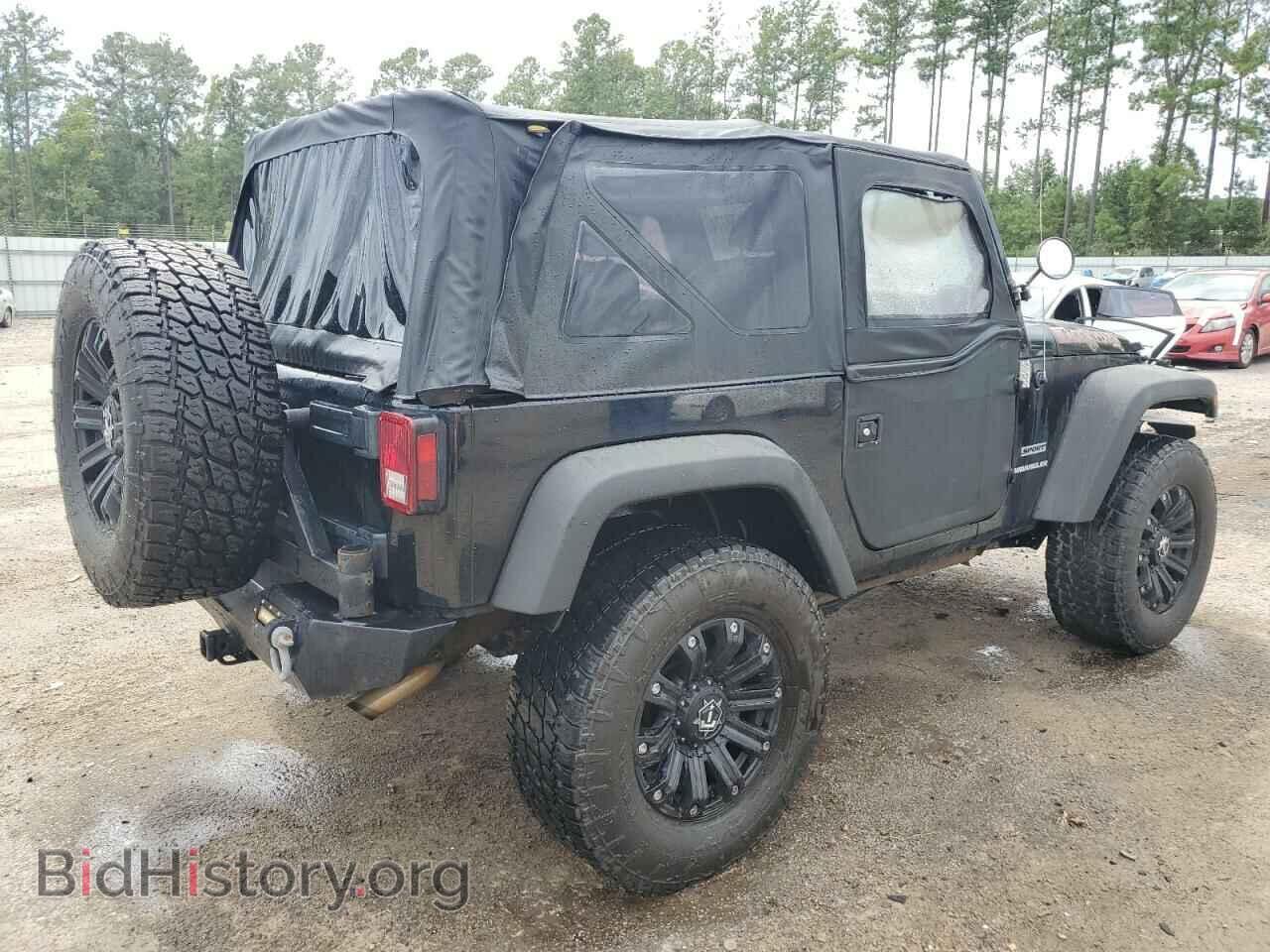 2011 JEEP WRANGLER - VIN: 1J4AA2D13BL521791 - Фото 3