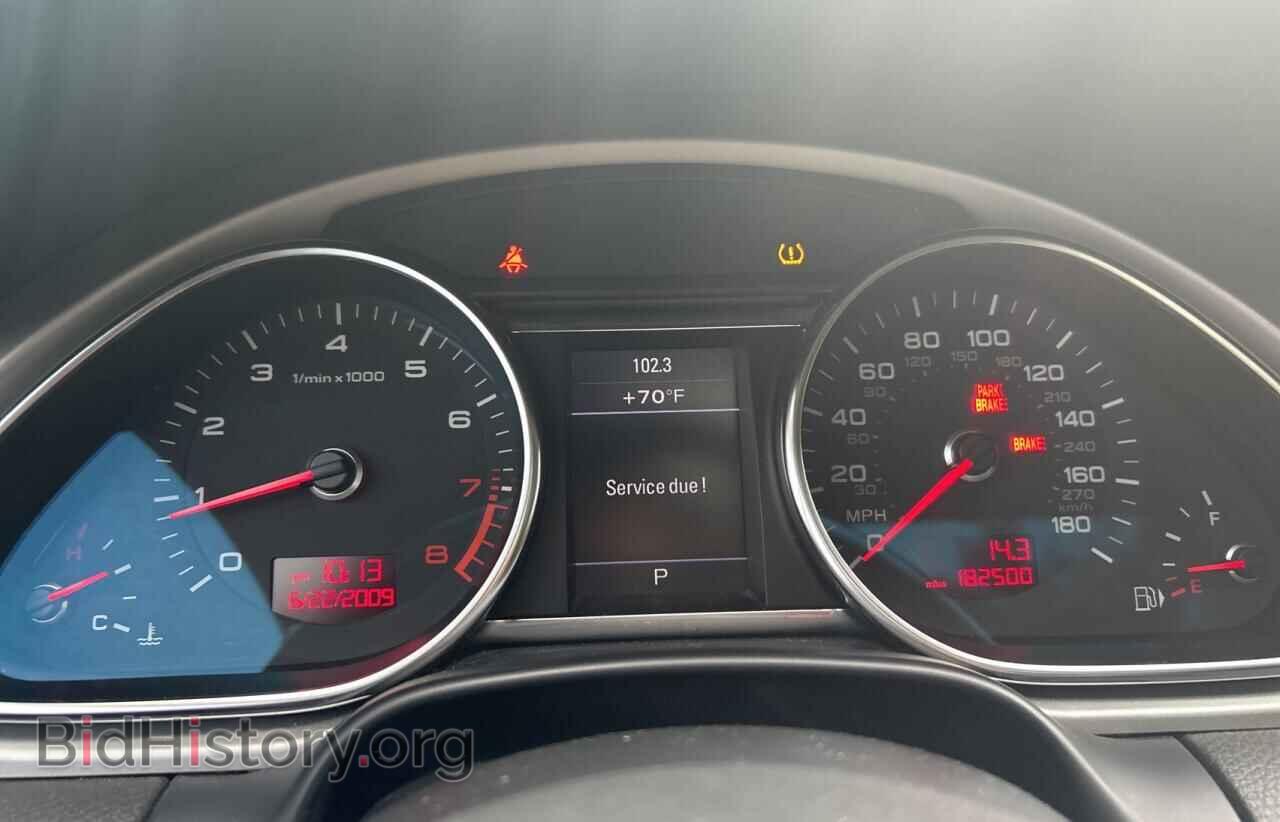 2010 AUDI Q7 - VIN: WA1LYAFE6AD002192 - Photo 8