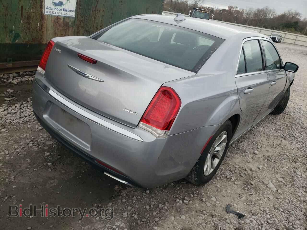 2016 CHRYSLER 300 - VIN: 2C3CCAAG9GH220379 - Фото 3