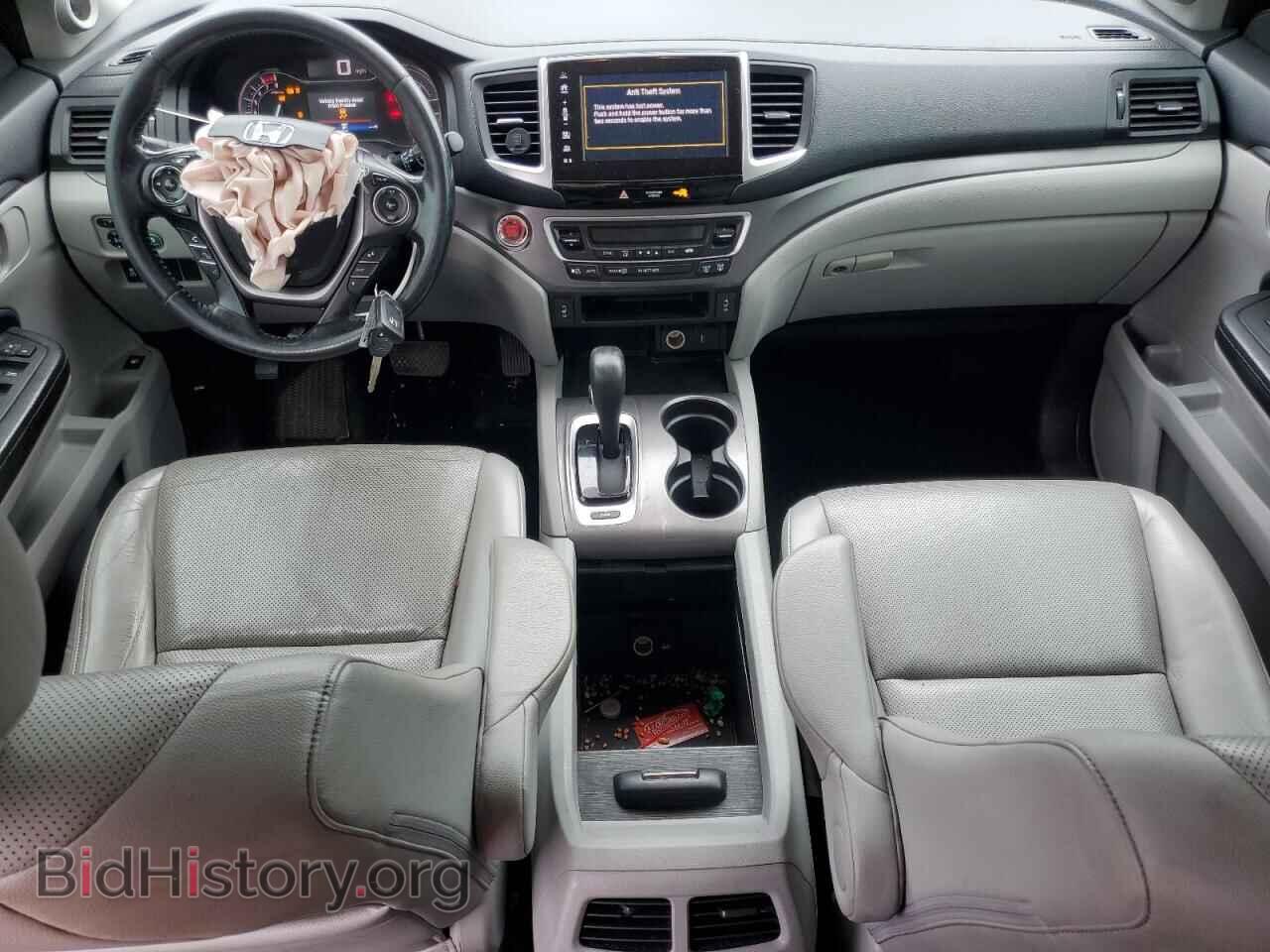 2017 HONDA RIDGELINE - VIN: 5FPYK2F68HB009358 - Photo 8
