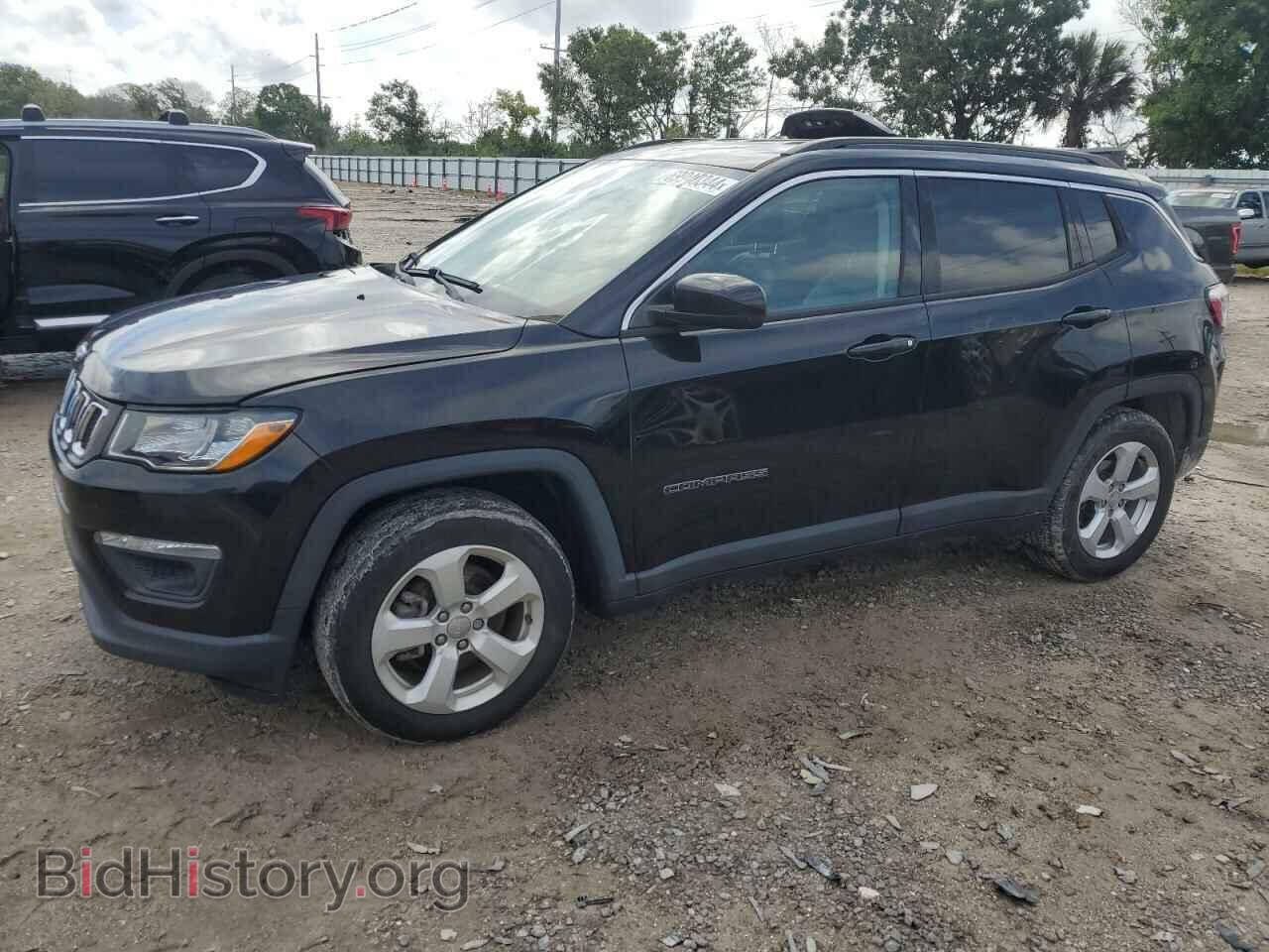 Фотография 3C4NJCBB4JT425213 - JEEP COMPASS 2018