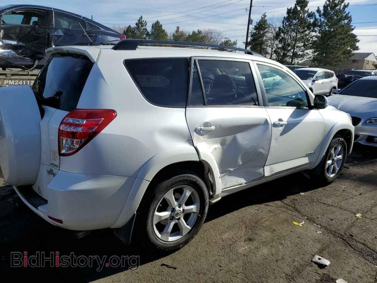 2011 TOYOTA RAV4 - VIN: 2T3DK4DV7BW042981 - Фото 3