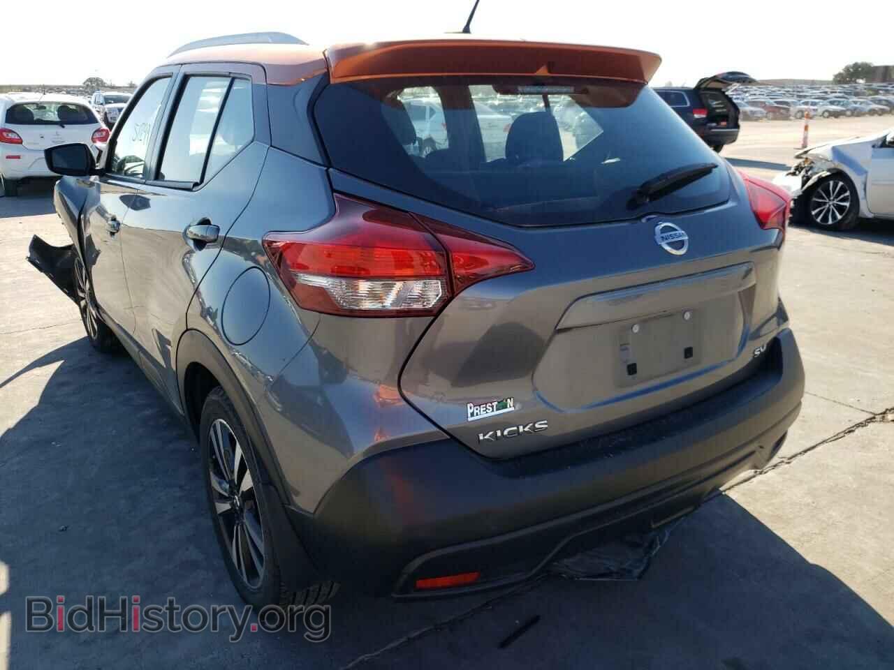 2019 NISSAN KICKS - VIN: 3N1CP5CU3KL556980 - Фото 3