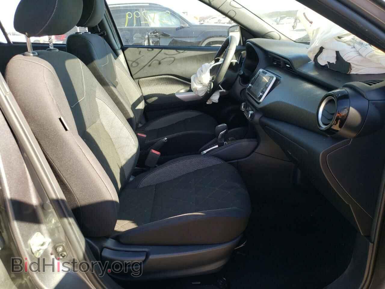 2019 NISSAN KICKS - VIN: 3N1CP5CU3KL556980 - Фото 5