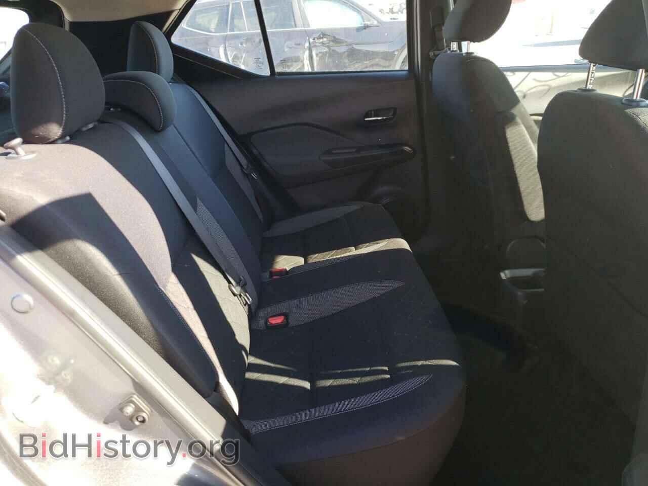 2019 NISSAN KICKS - VIN: 3N1CP5CU3KL556980 - Фото 6