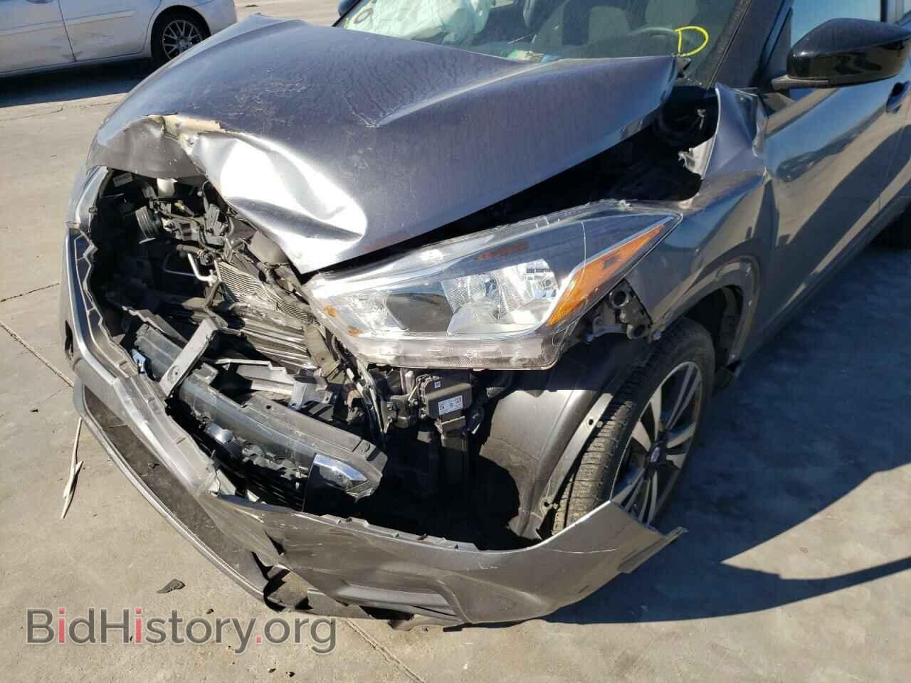 2019 NISSAN KICKS - VIN: 3N1CP5CU3KL556980 - Фото 9