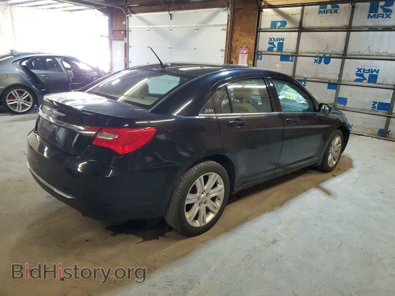 2011 CHRYSLER 200 - VIN: 1C3BC1FG8BN569392 - Фото 3