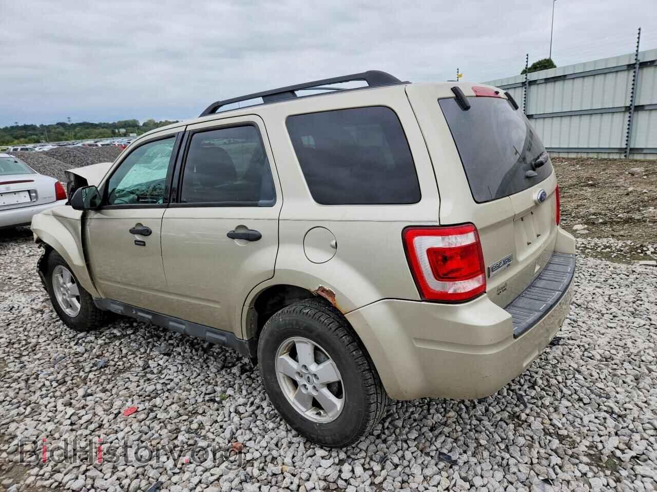 2011 FORD ESCAPE - VIN: 1FMCU0D72BKB03187 - Фото 2