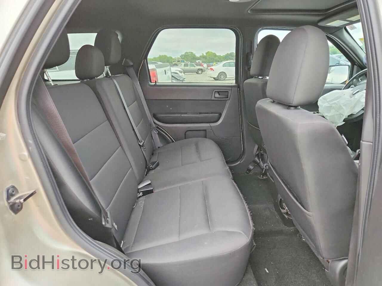 2011 FORD ESCAPE - VIN: 1FMCU0D72BKB03187 - Фото 11