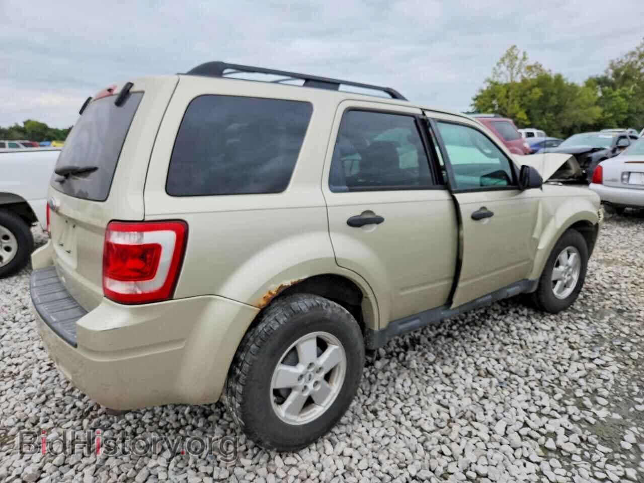 2011 FORD ESCAPE - VIN: 1FMCU0D72BKB03187 - Фото 3