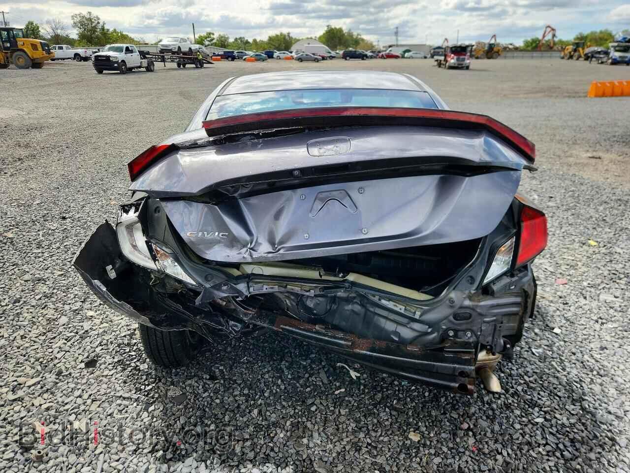 2018 HONDA CIVIC - VIN: 2HGFC4B09JH308515 - Фото 6