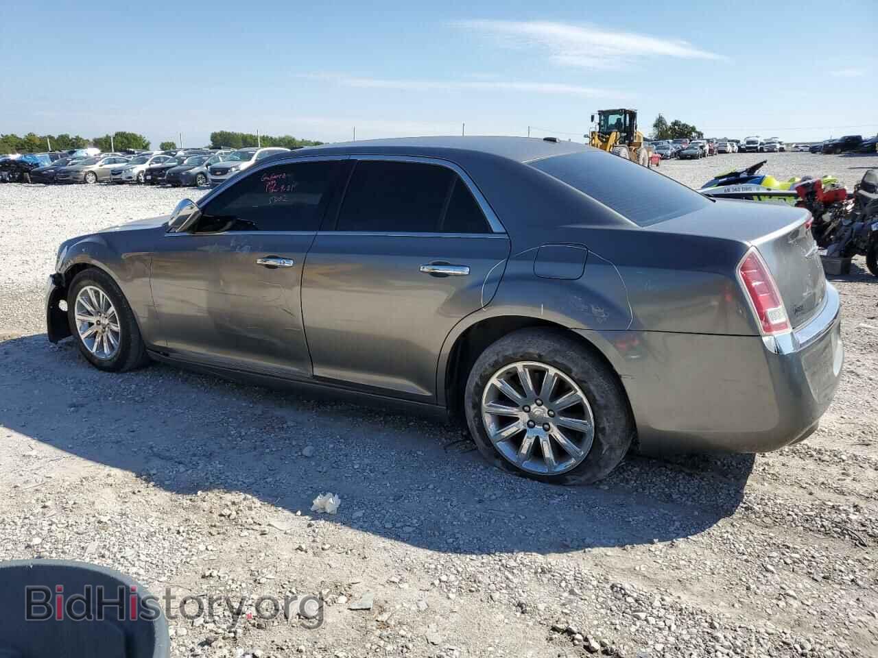 2012 CHRYSLER 300 - VIN: 2C3CCACG5CH272616 - Фото 2