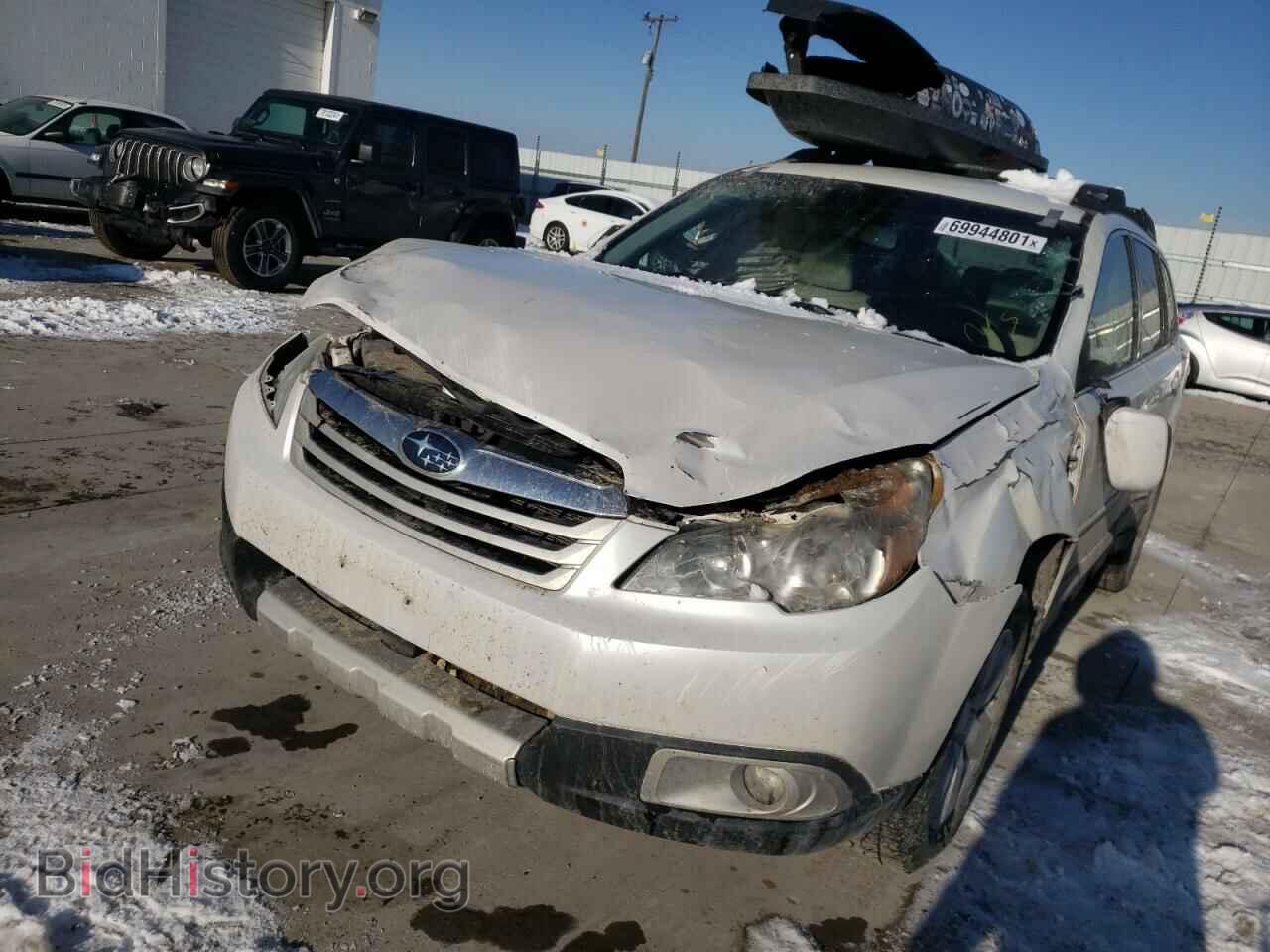 2012 SUBARU OUTBACK - VIN: 4S4BRCJC4C3300549 - Photo 2