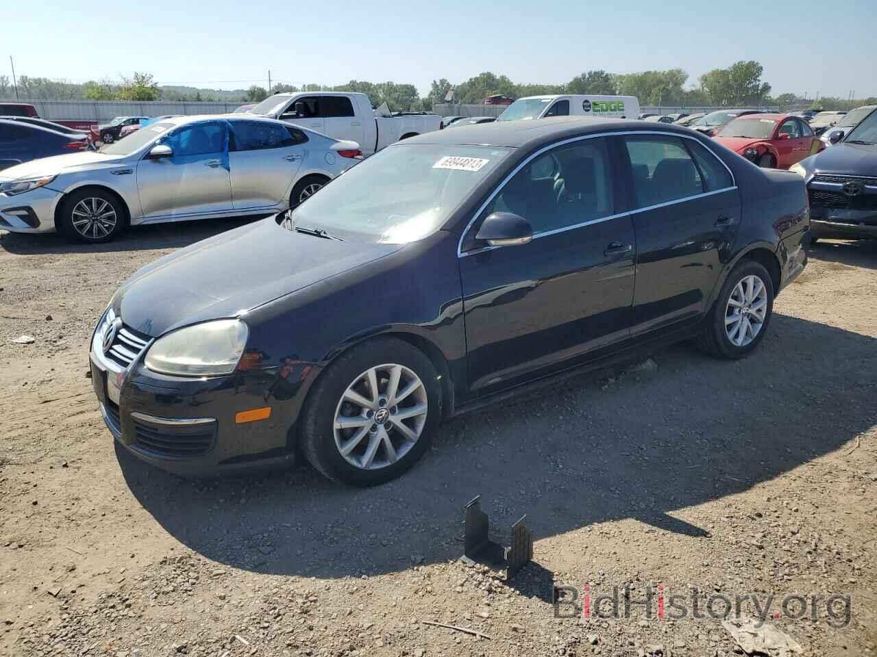 Photo 3VWRZ7AJ8AM067955 - VOLKSWAGEN JETTA 2010