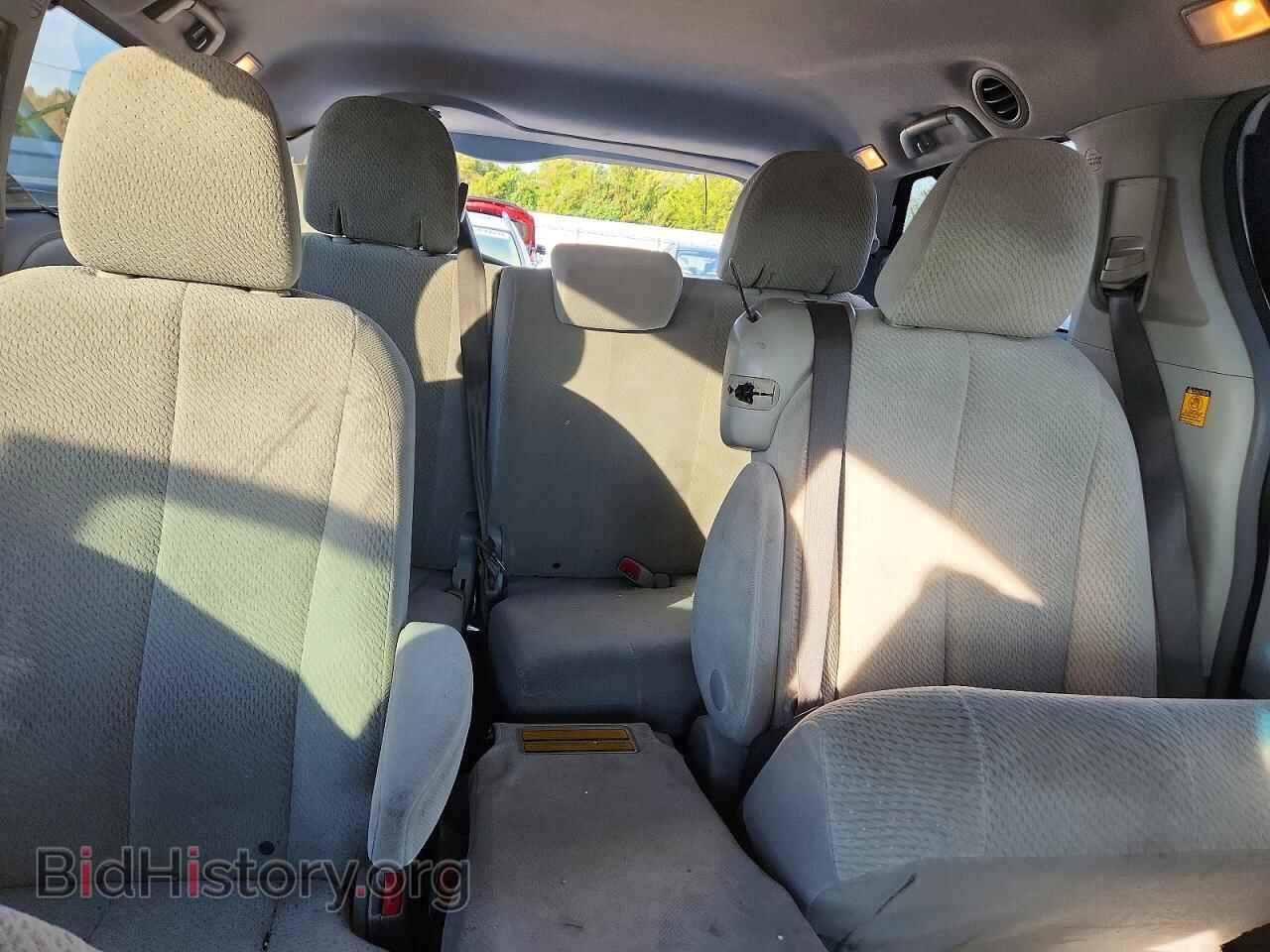 2011 TOYOTA SIENNA - VIN: 5TDKK3DC0BS122995 - Фото 11