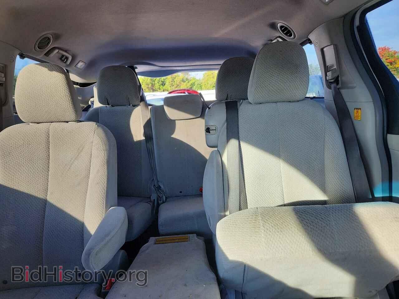 2011 TOYOTA SIENNA - VIN: 5TDKK3DC0BS122995 - Фото 10