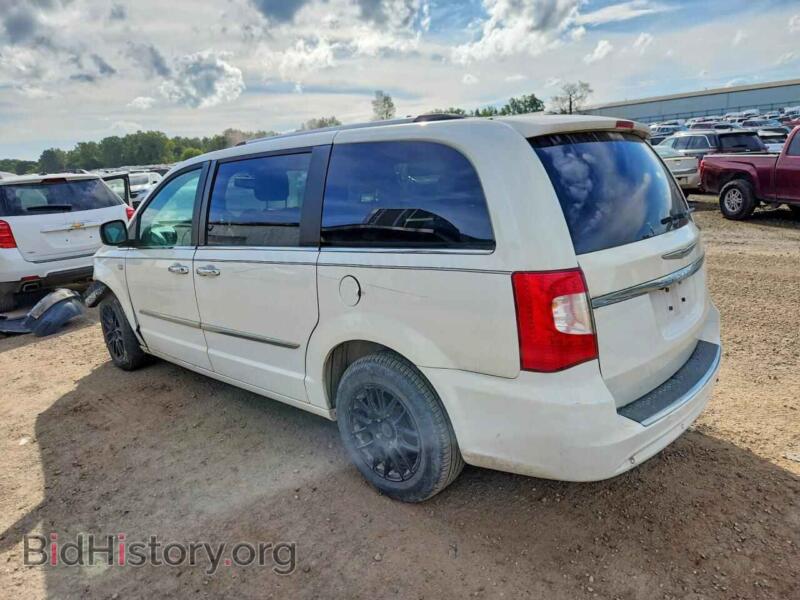 2014 Chrysler MINIVAN (VIN 2C4RC1CGXER252249) — photo 2 of 16