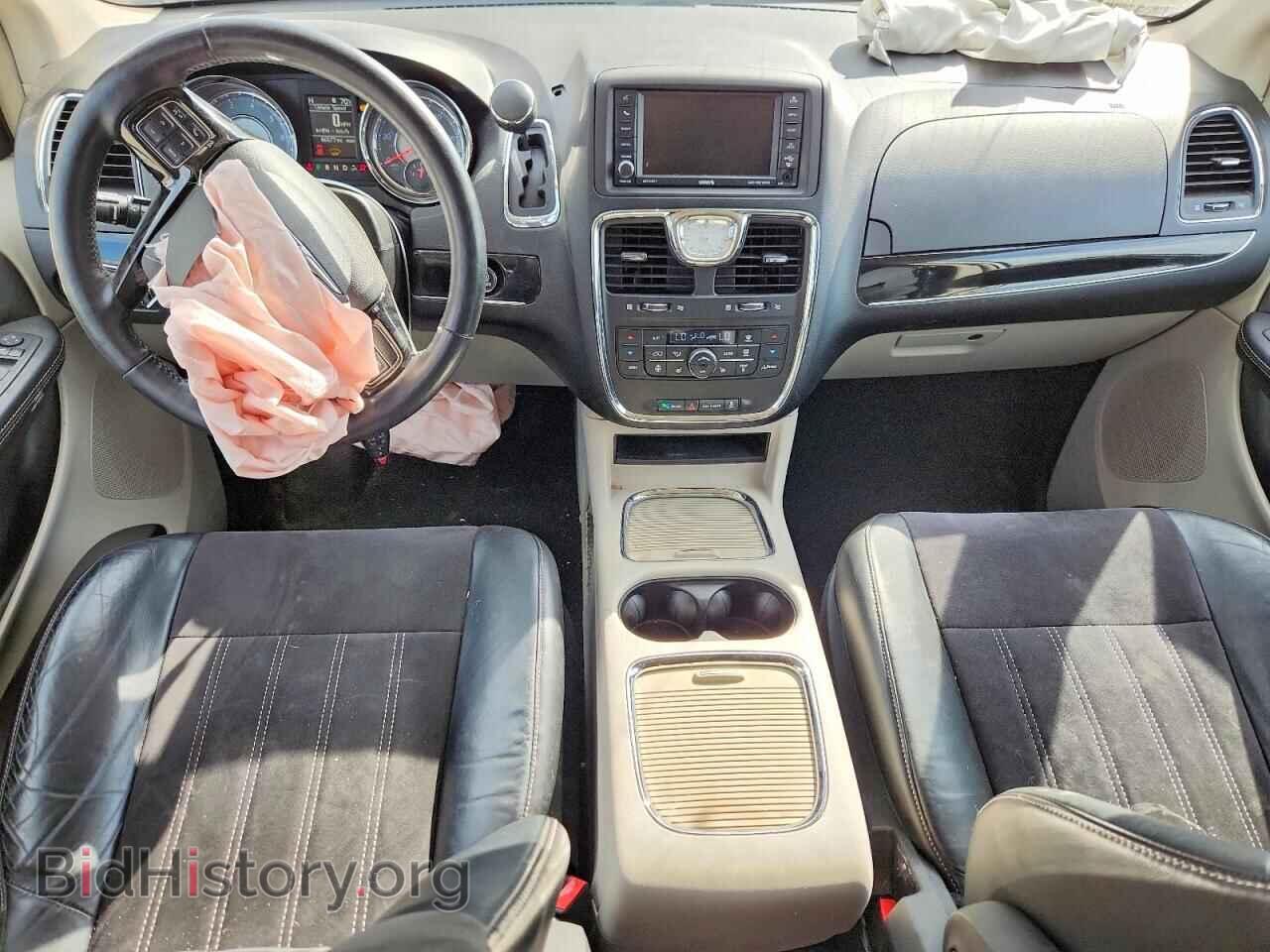 2014 Chrysler MINIVAN (VIN 2C4RC1CGXER252249) — photo 8 of 16