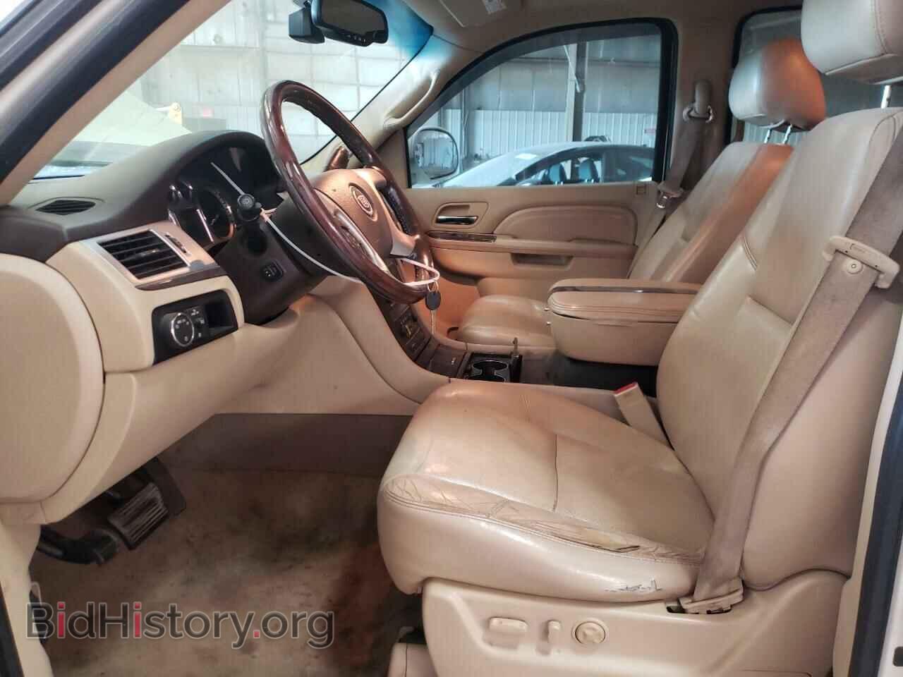 2011 CADILLAC ESCALADE - VIN: 1GYS4CEF6BR126724 - Фото 7