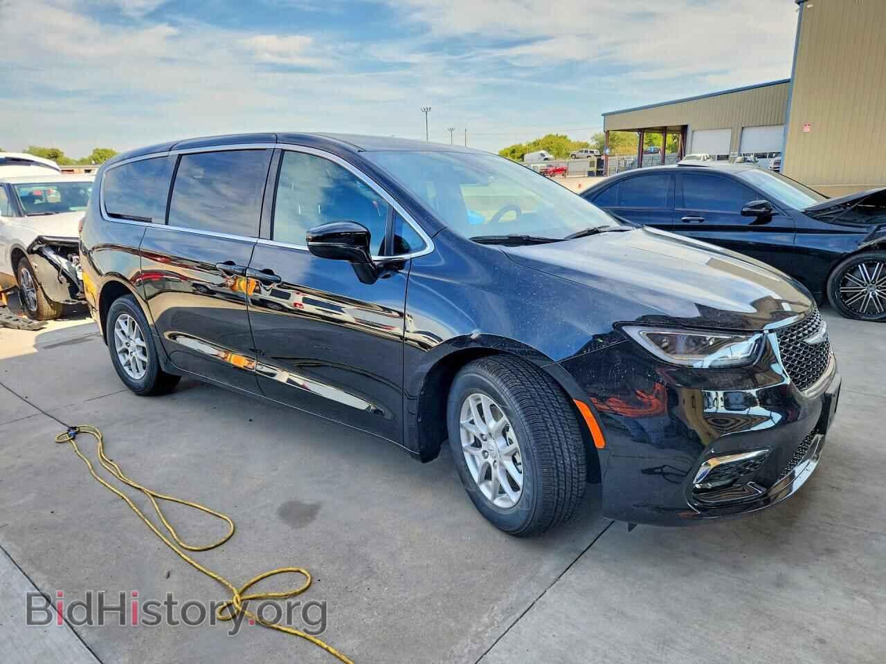 2026 CHRYSLER PACIFICA - VIN: 2C4RC1BG7TR273056 - Photo 4
