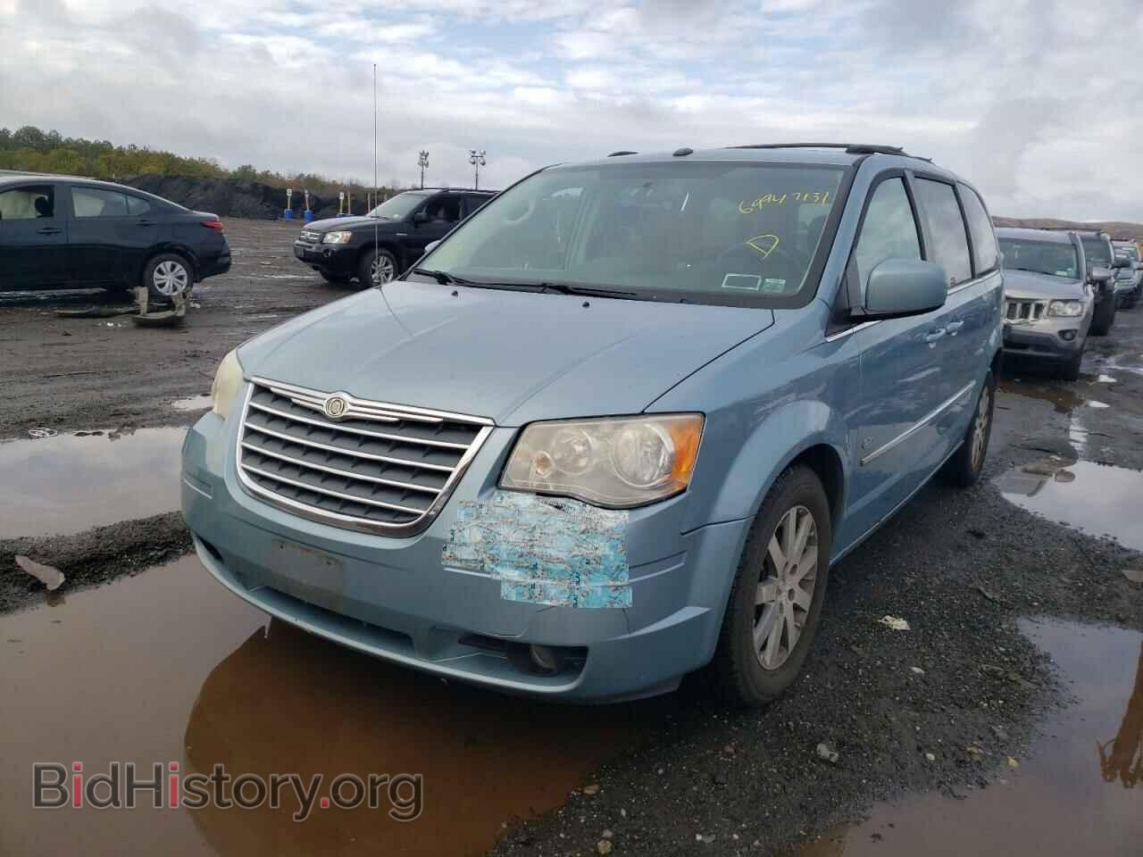 2009 CHRYSLER MINIVAN - VIN: 2A8HR54X89R652874 - Фото 2