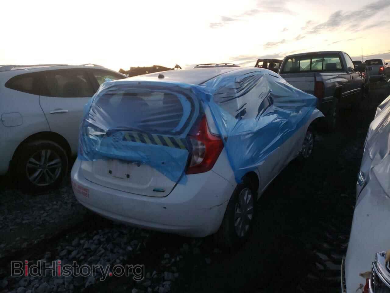 2015 NISSAN VERSA - VIN: 3N1CE2CP8FL415648 - Photo 4