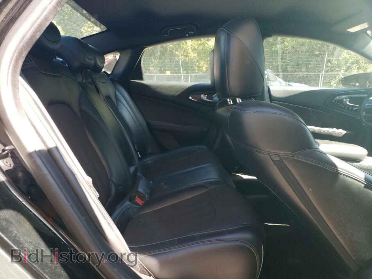 2016 CHRYSLER 200 - VIN: 1C3CCCBB7GN115619 - Фото 10