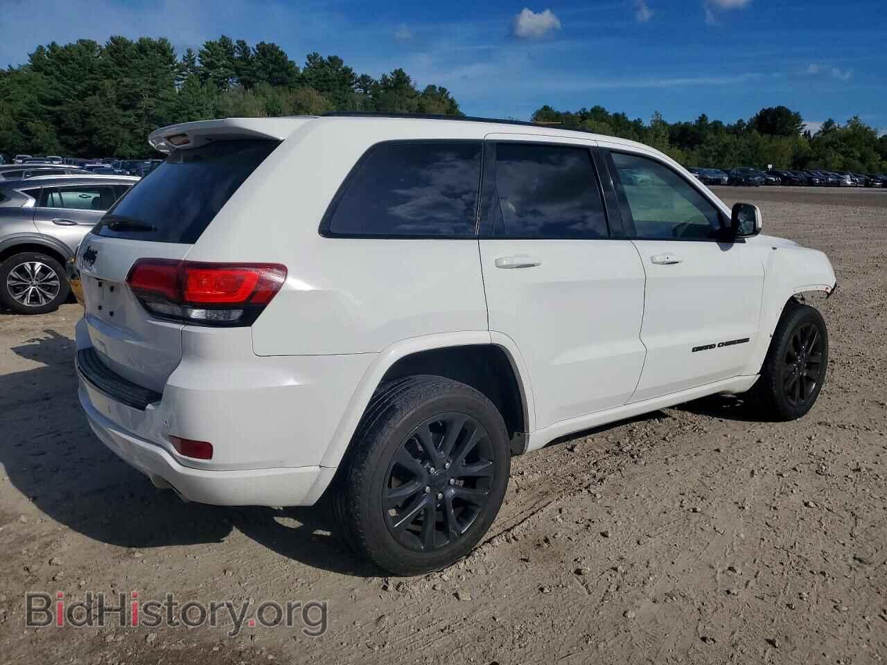 2018 JEEP CHEROKEE - VIN: 1C4RJFAG4JC303379 - Фото 3
