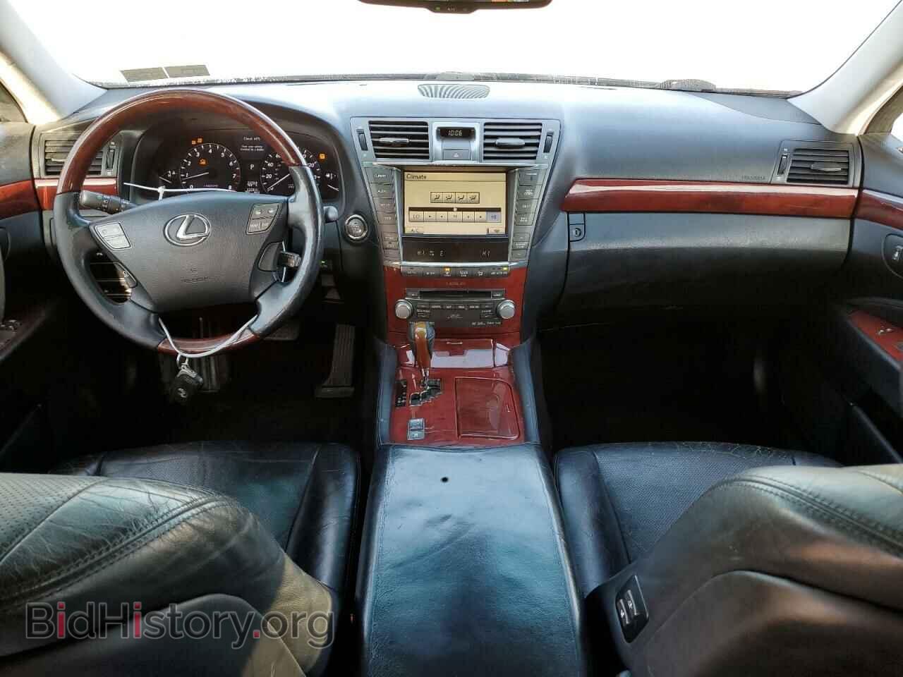2011 LEXUS LS460 - VIN: JTHCL5EF0B5009543 - Photo 8