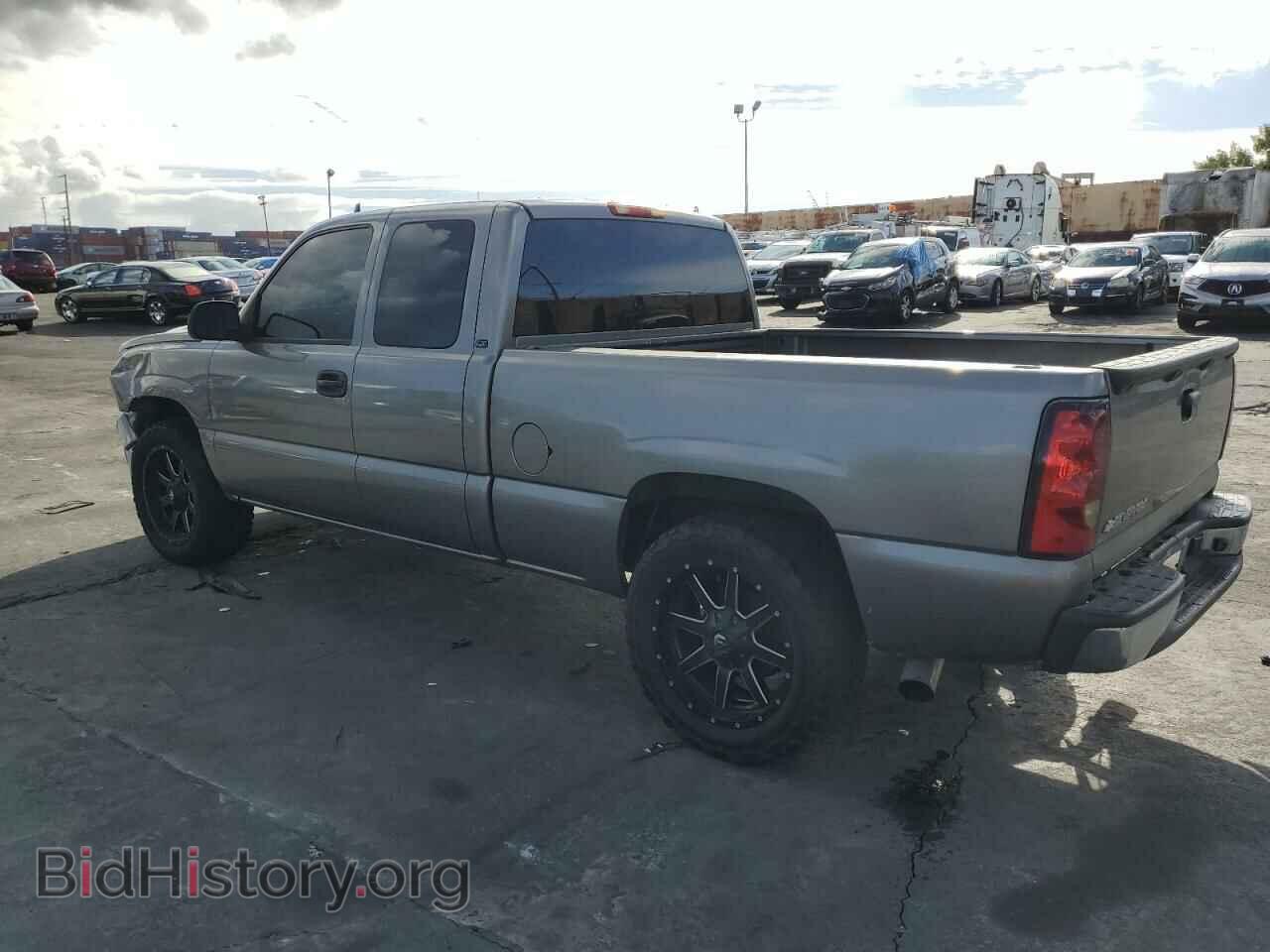 2007 CHEVROLET SILVERADO - VIN: 1GCEC19V47Z181045 - Фото 2