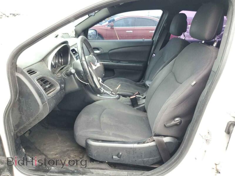 2013 Chrysler 200 (VIN 1C3CCBBB0DN694250) — photo 7 of 12