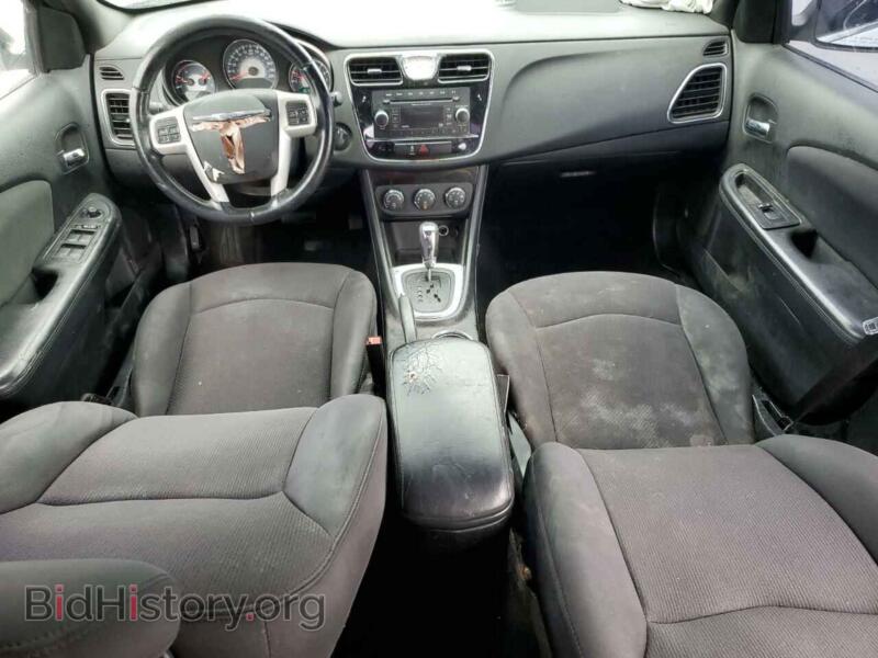 2013 Chrysler 200 (VIN 1C3CCBBB0DN694250) — photo 8 of 12