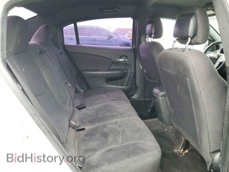 2013 Chrysler 200 (VIN 1C3CCBBB0DN694250) — photo 10 of 12